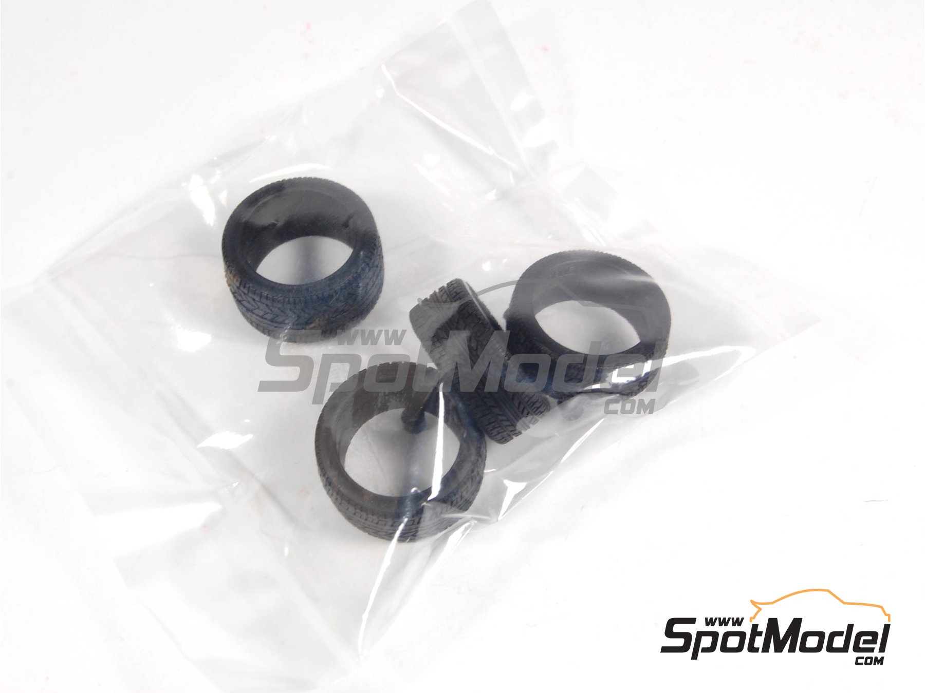 Image 7: Porsche 911 996 GT3 | Maqueta de coche en escala&nbsp;1/24 fabricado por Tamiya (ref.&nbsp;TAM24229, tambien 4950344992959 y 24229)