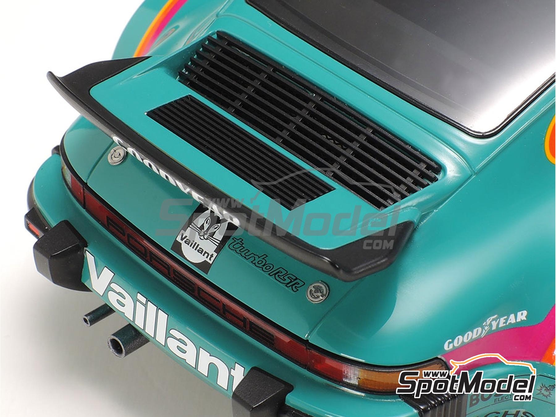 Image 21: Porsche 934 Turbo RSR Group 4 Kremer Racing Team sponsored by Vaillant - German Racing GTs Championship 1976 | Car scale model kit in 1/24 scale manufactured by Tamiya (ref.&nbsp;TAM24334, also 4950344243341 and 24334)