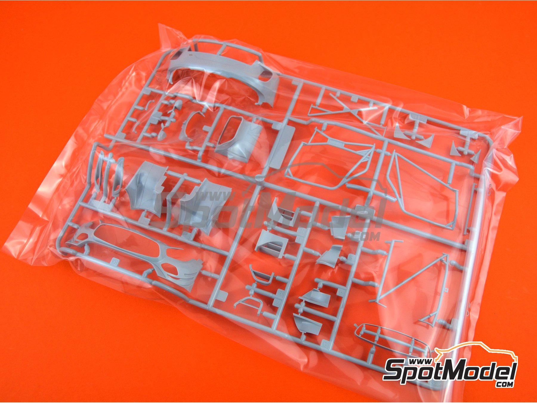 Image 9: Mercedes Benz AMG GT3 | Car scale model kit in 1/24 scale manufactured by Tamiya (ref.&nbsp;TAM24345, also 4950344243457 and 24345)