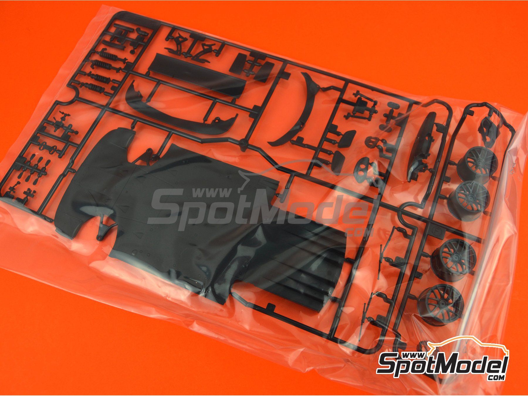 Image 10: Mercedes Benz AMG GT3 | Car scale model kit in 1/24 scale manufactured by Tamiya (ref.&nbsp;TAM24345, also 4950344243457 and 24345)