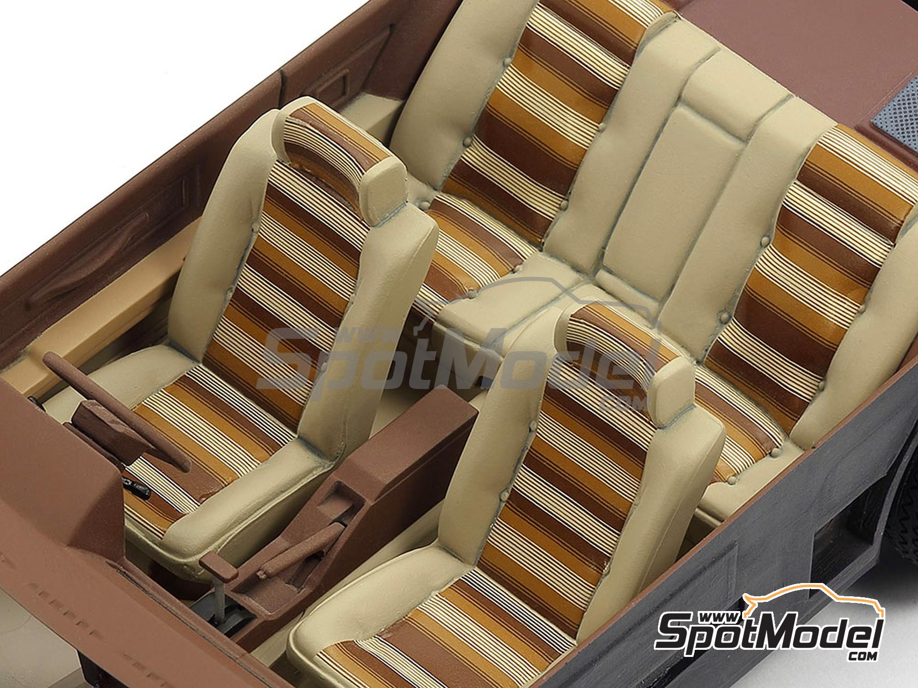 Image 2: Toyota Soarer 2000VR-Turbo | Car scale model kit in 1/24 scale manufactured by Tamiya (ref.&nbsp;TAM24365, also 4950344243655 and 24365)