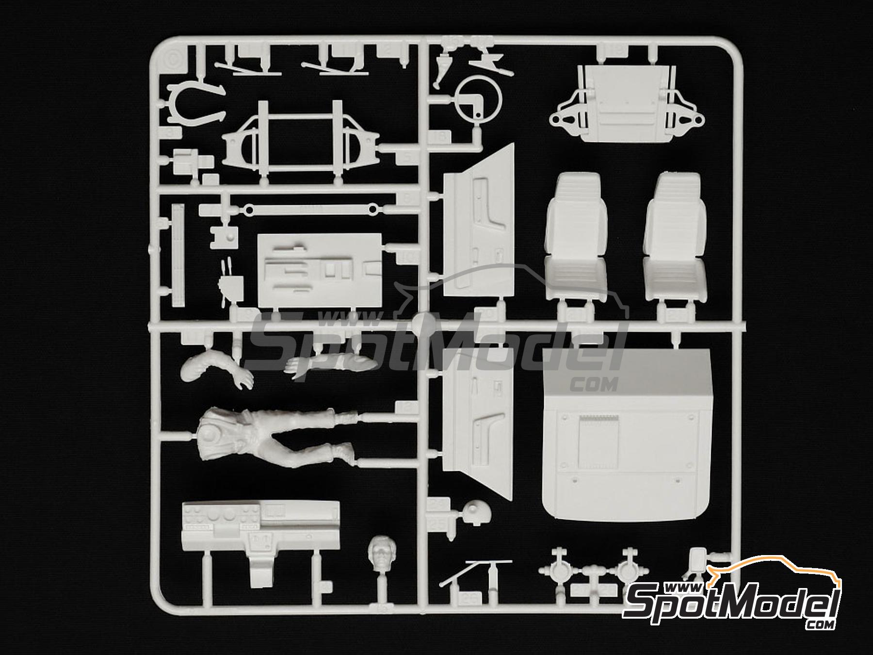 Image 12: Renault 5 Turbo | Car scale model kit in 1/24 scale manufactured by Tamiya (ref.&nbsp;TAM24368, also 4950344243686 and 24368)