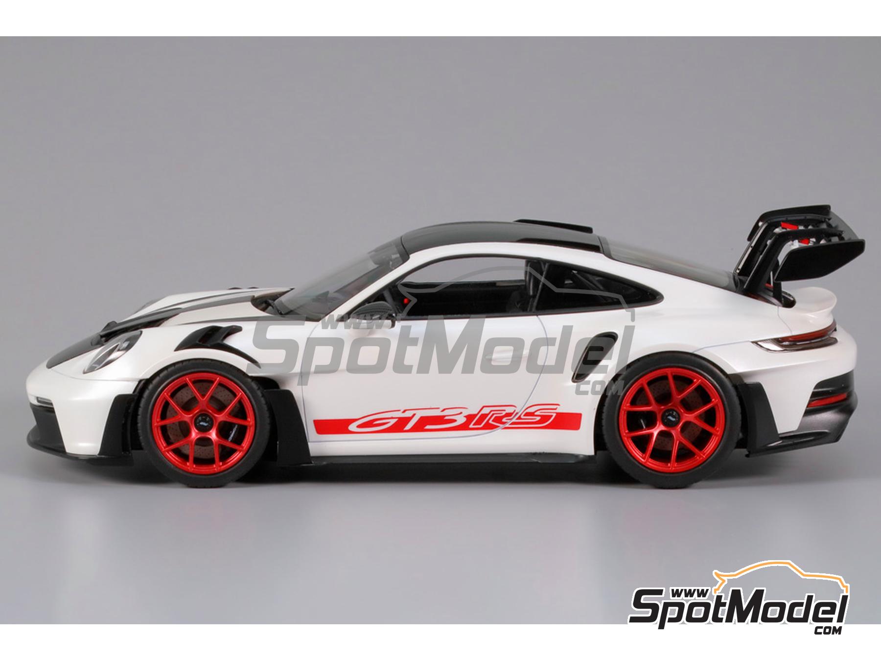 Porsche 991/992 GT3 RS chez Tamiya 03