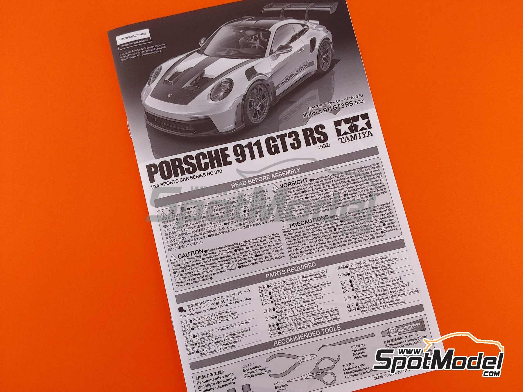 Image 21: Porsche 911 992 GT3 RS | Car scale model kit in 1/24 scale manufactured by Tamiya (ref.&nbsp;TAM24370, also 4950344243709 and 24370)
