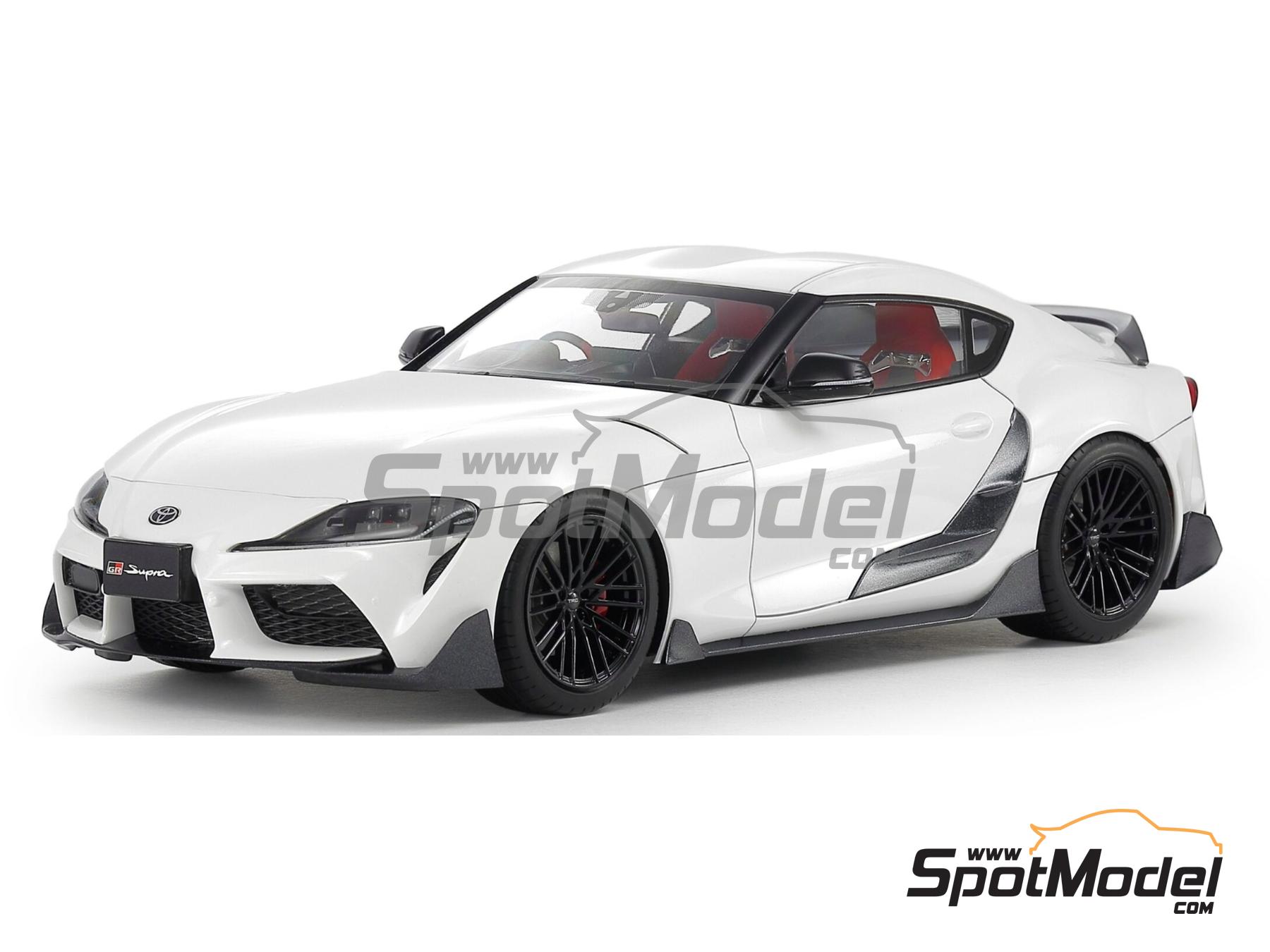 Image 2: Toyota GR Supra Custom | Car scale model kit in 1/24 scale manufactured by Tamiya (ref.&nbsp;TAM24371, also 4950344243716 and 24371)