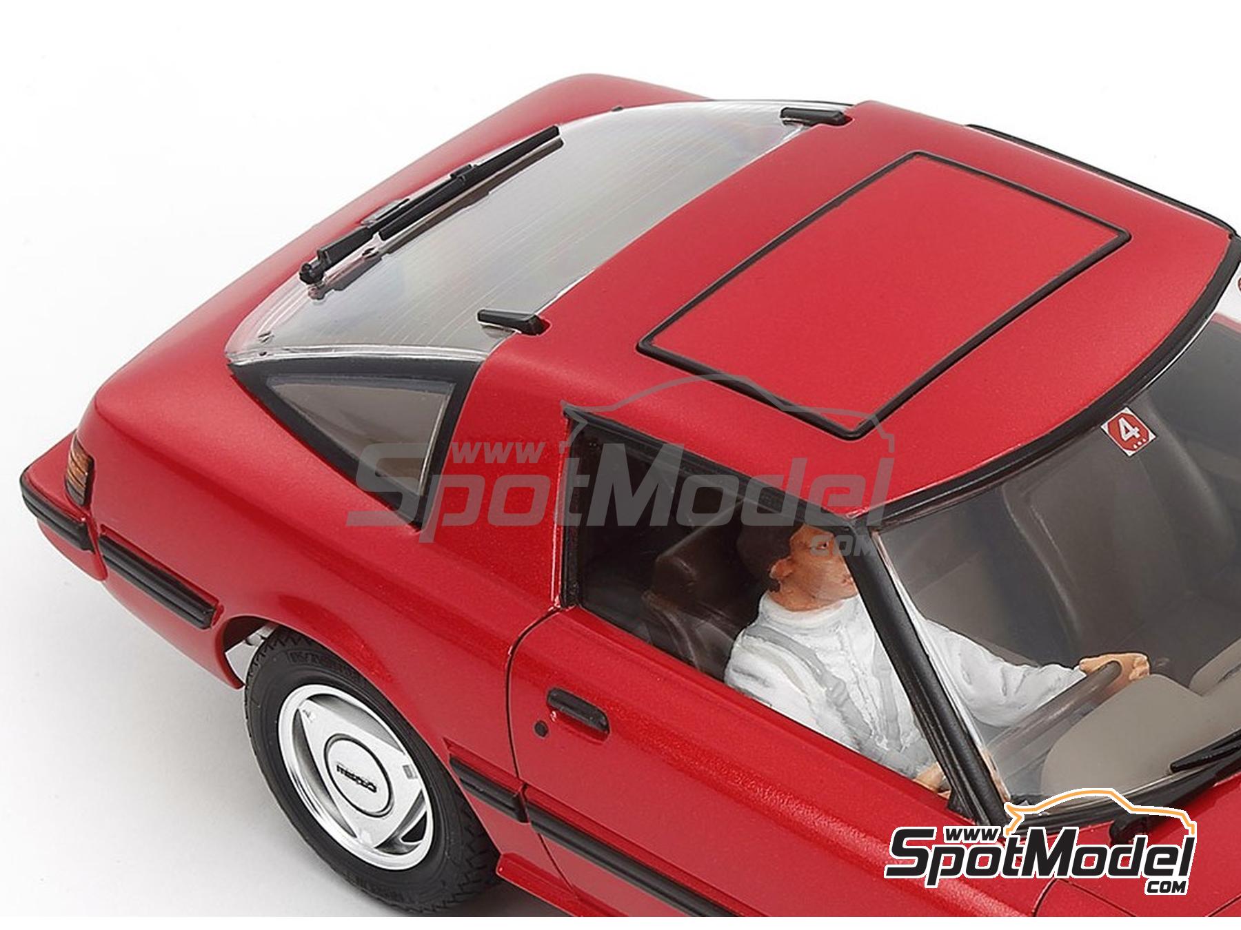 Image 7: Mazda Savanna RX-7 | Car scale model kit in 1/24 scale manufactured by Tamiya (ref.&nbsp;TAM24375, also 4950344243754 and 24375)
