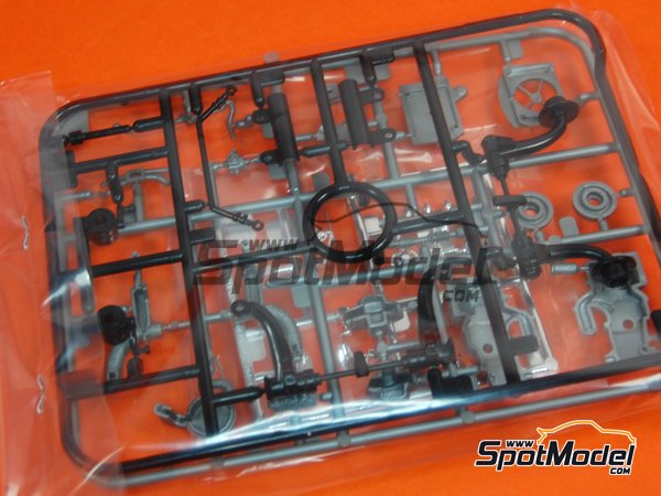 Image 6: Citro&euml;n 2CV | Model car kit in 1/24 scale manufactured by Tamiya (ref.&nbsp;TAM25415, also 25415)