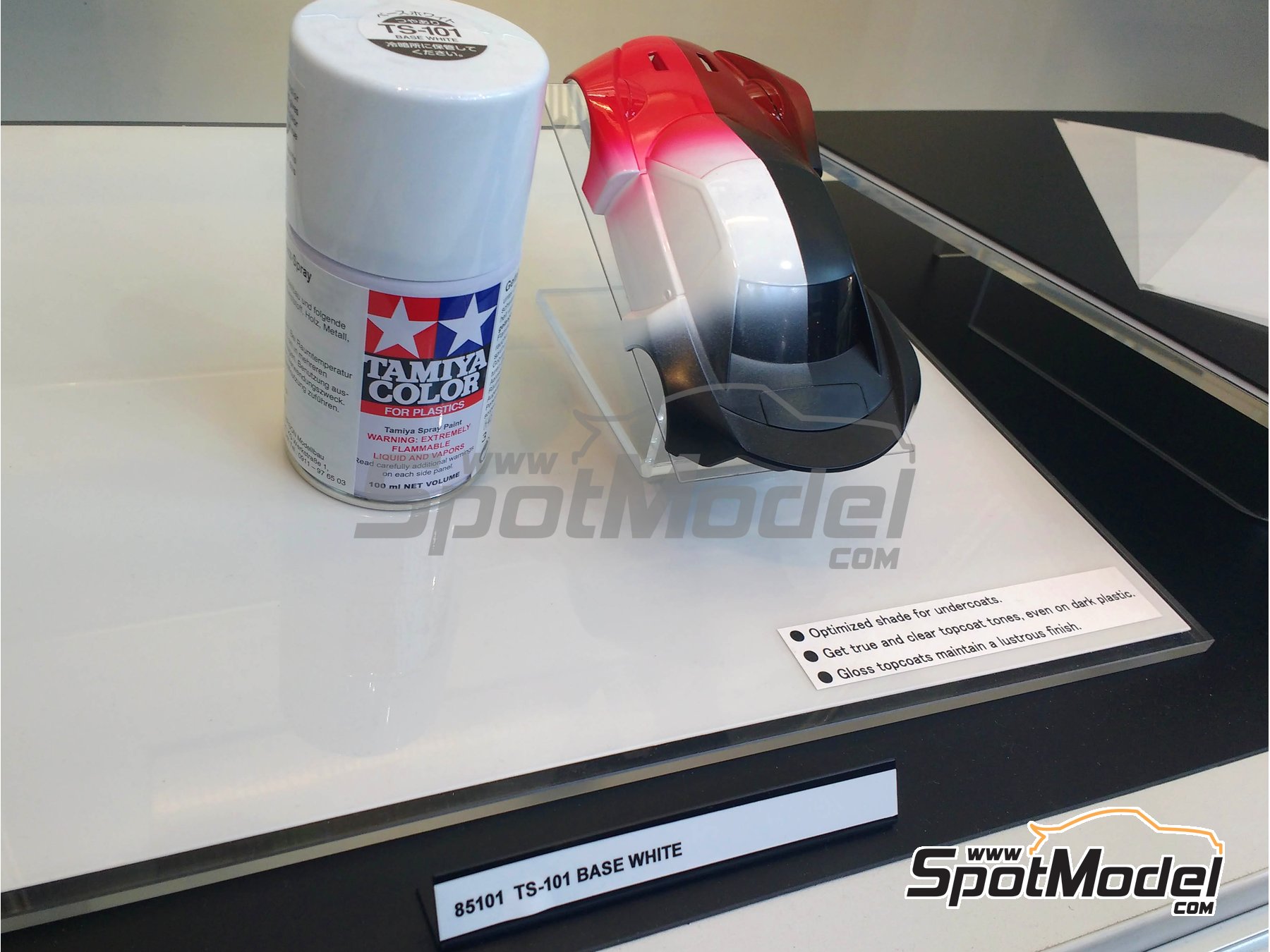 Image 1: Base white TS-101 | Spray manufactured by Tamiya (ref.&nbsp;TAM85101)
