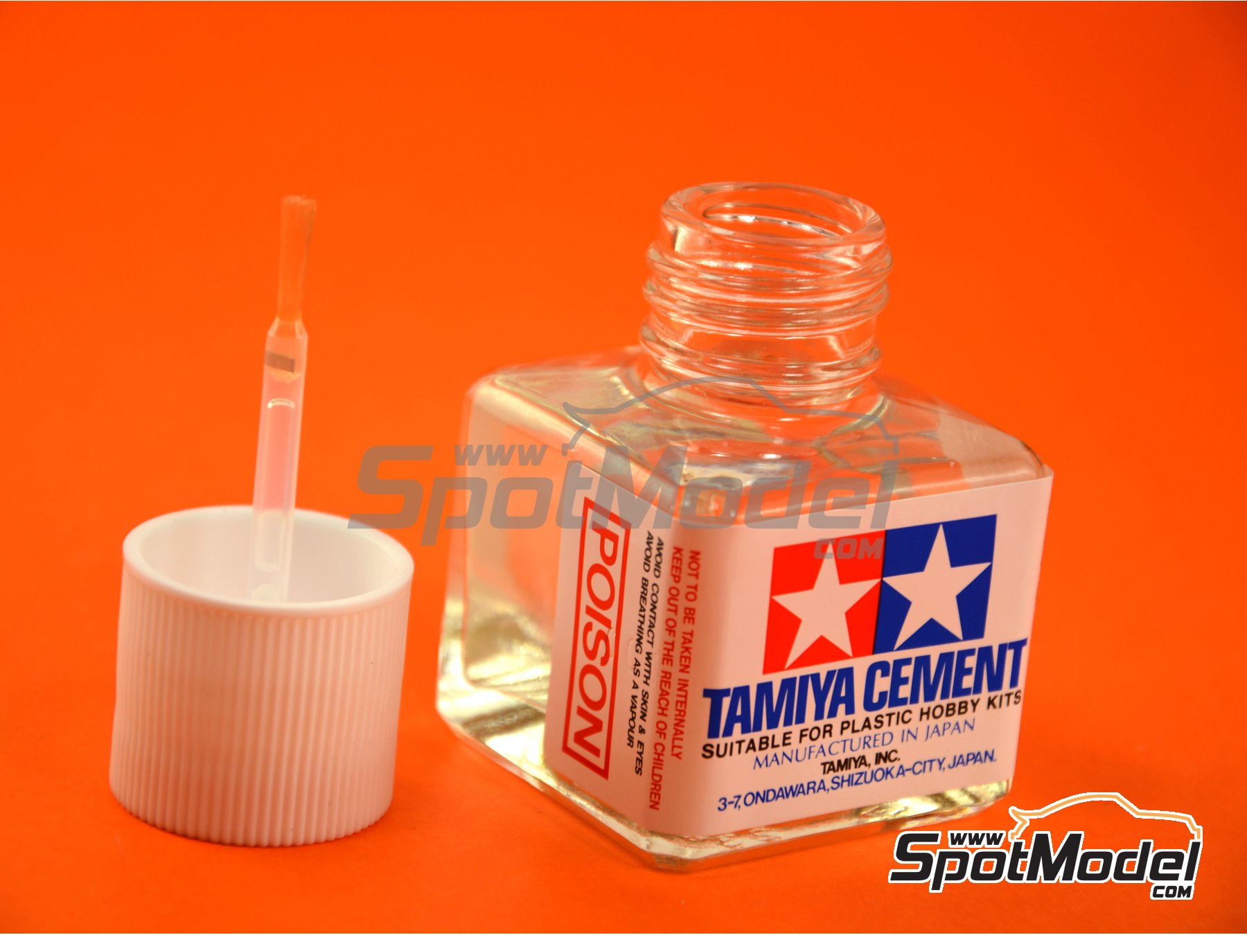 TAMIYA PLASTIC MODEL CEMENT 40ML BOTTLE WITH BRUSH 87003, Afterpay  available