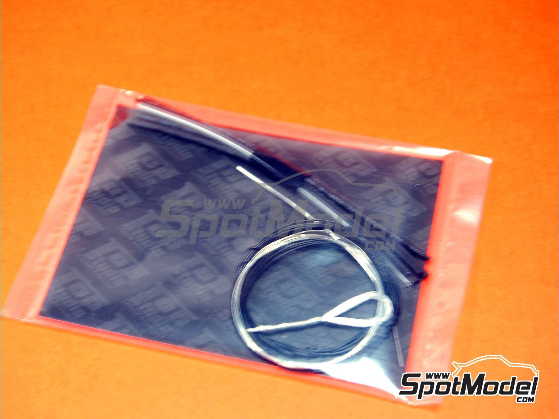 Image 7: Yamaha YZR-M1 - Motorcycle World Championship 2005 | Detail up set in 1/12 scale manufactured by Top Studio (ref.&nbsp;MD29001)