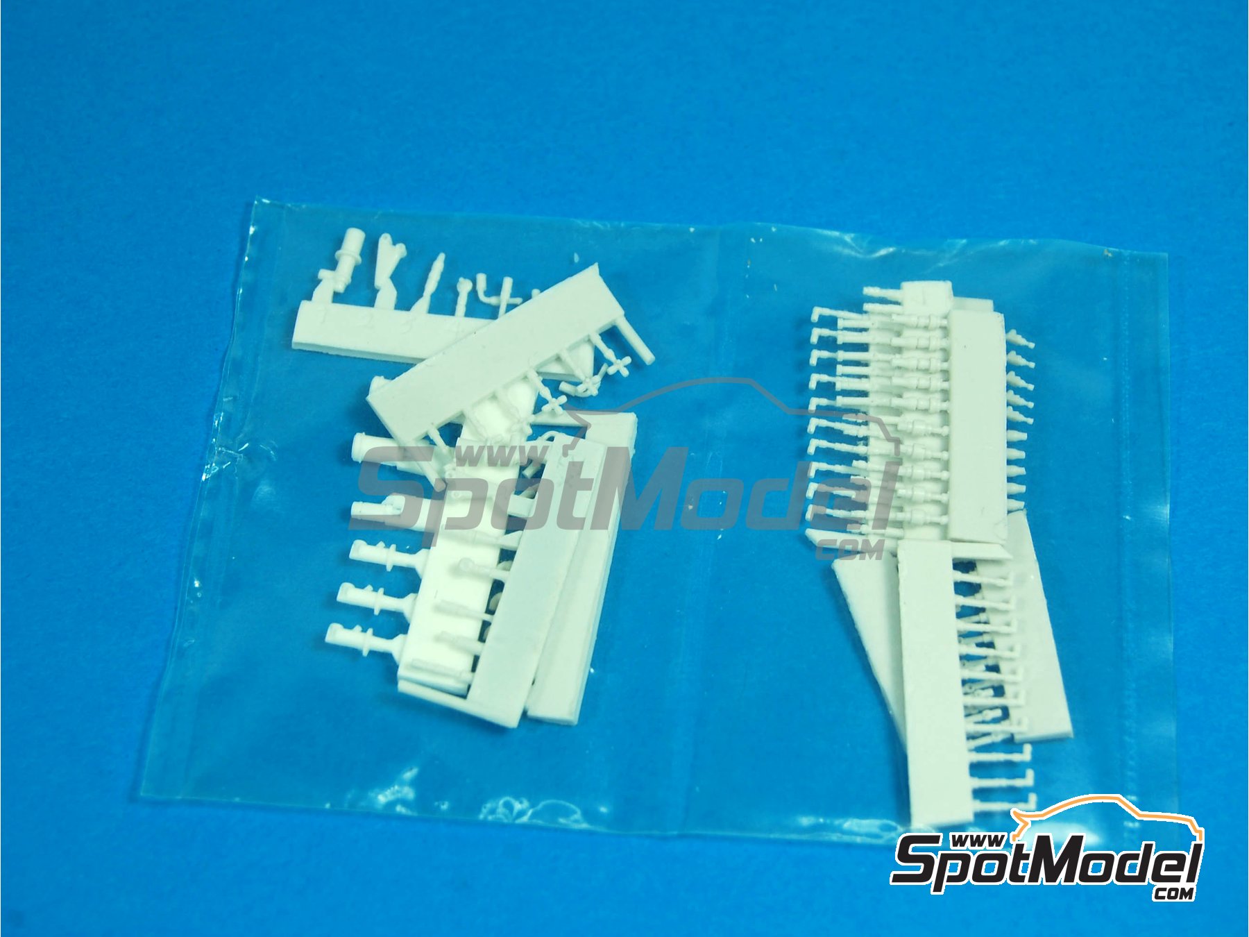 Image 25: McLaren Honda MP4/4 McLaren Racing Limited Team - FIA Formula 1 World Championship 1988 | Detail up set in 1/20 scale manufactured by Top Studio (ref.&nbsp;MD29011)