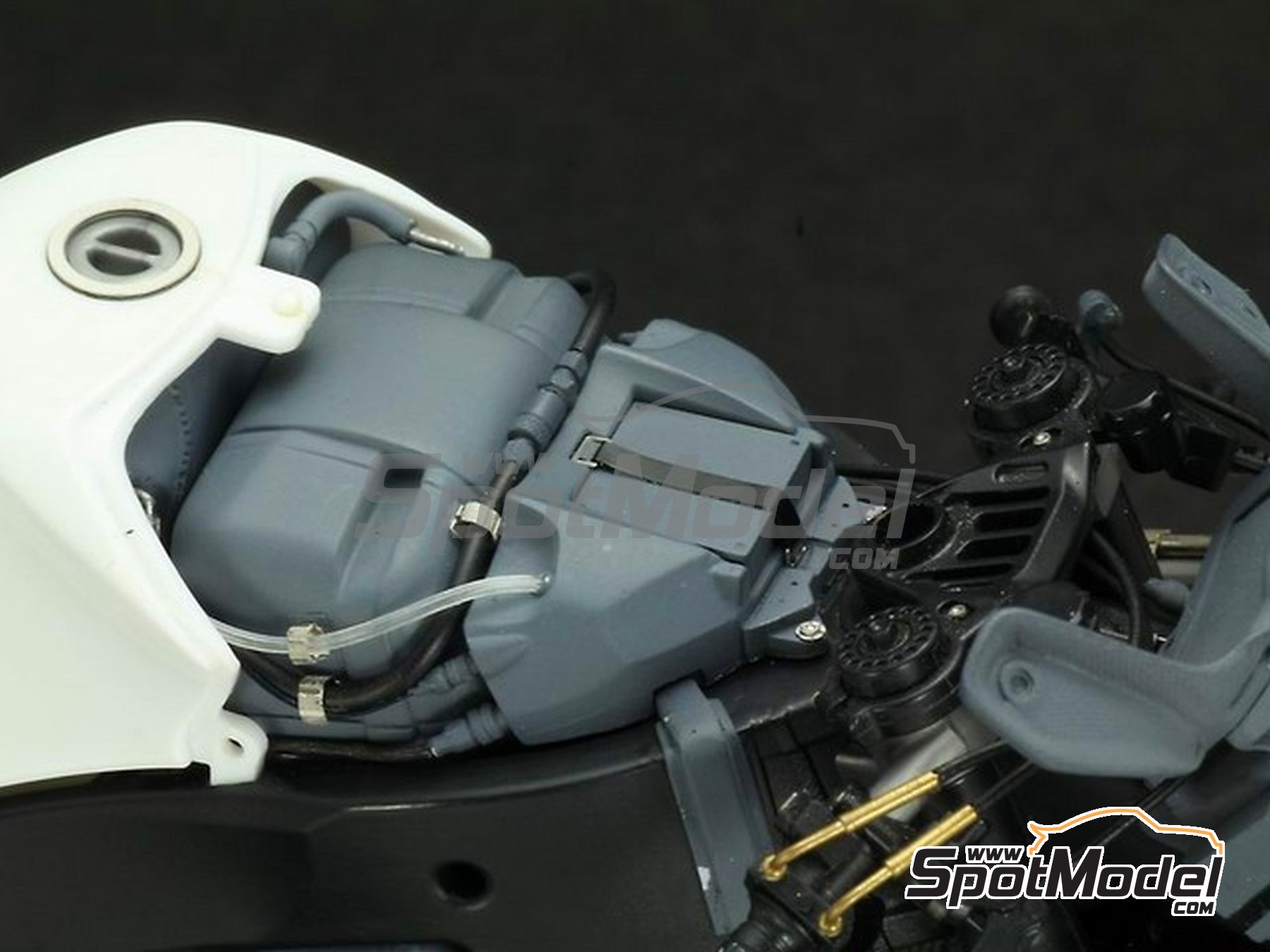 Image 7: Yamaha YZR-M1 - Motorcycle World Championship 2009 | Detail up set in 1/12 scale manufactured by Top Studio (ref.&nbsp;MD29012)