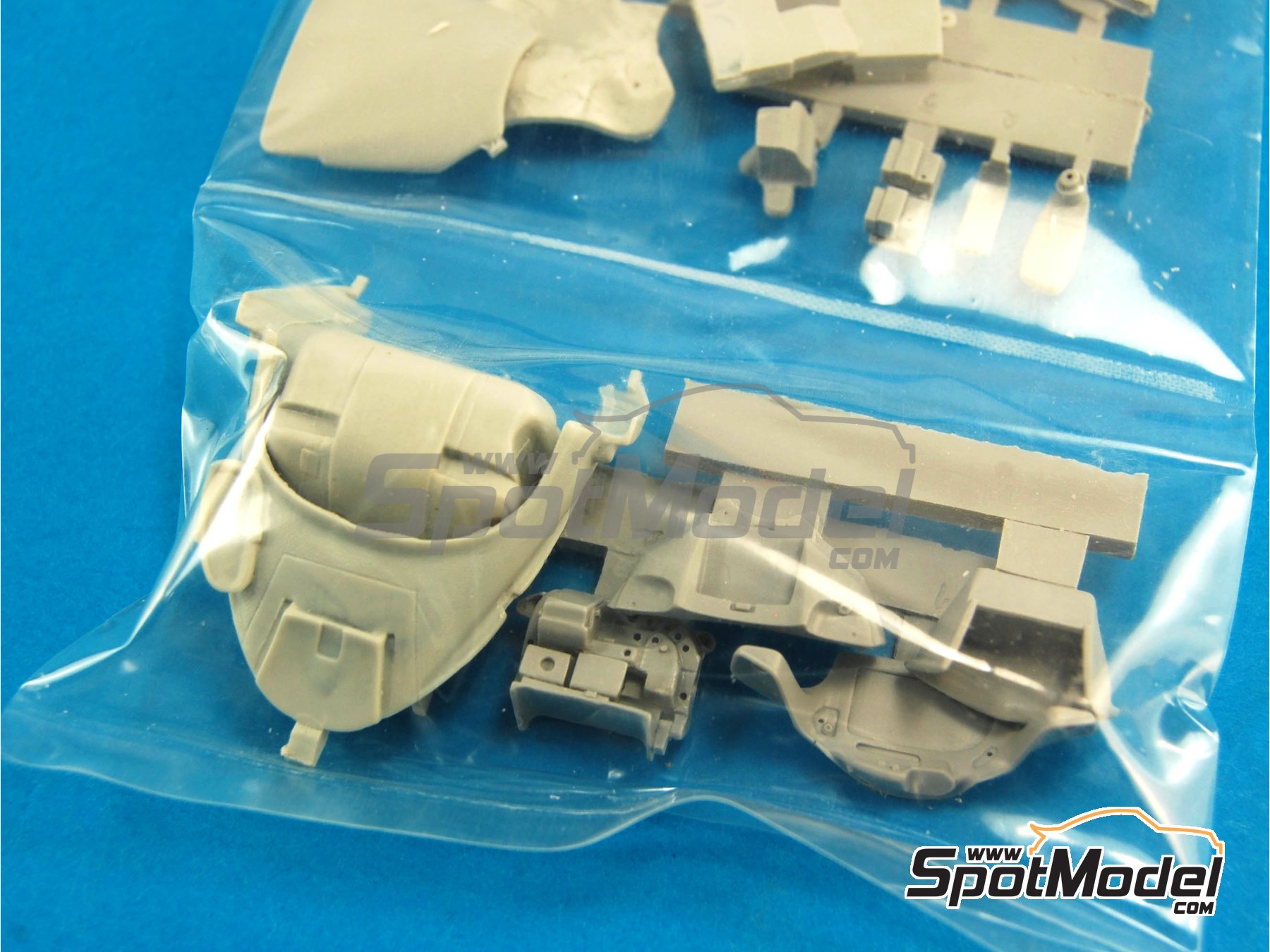 Image 19: Yamaha YZR-M1 - Motorcycle World Championship 2009 | Detail up set in 1/12 scale manufactured by Top Studio (ref.&nbsp;MD29012)