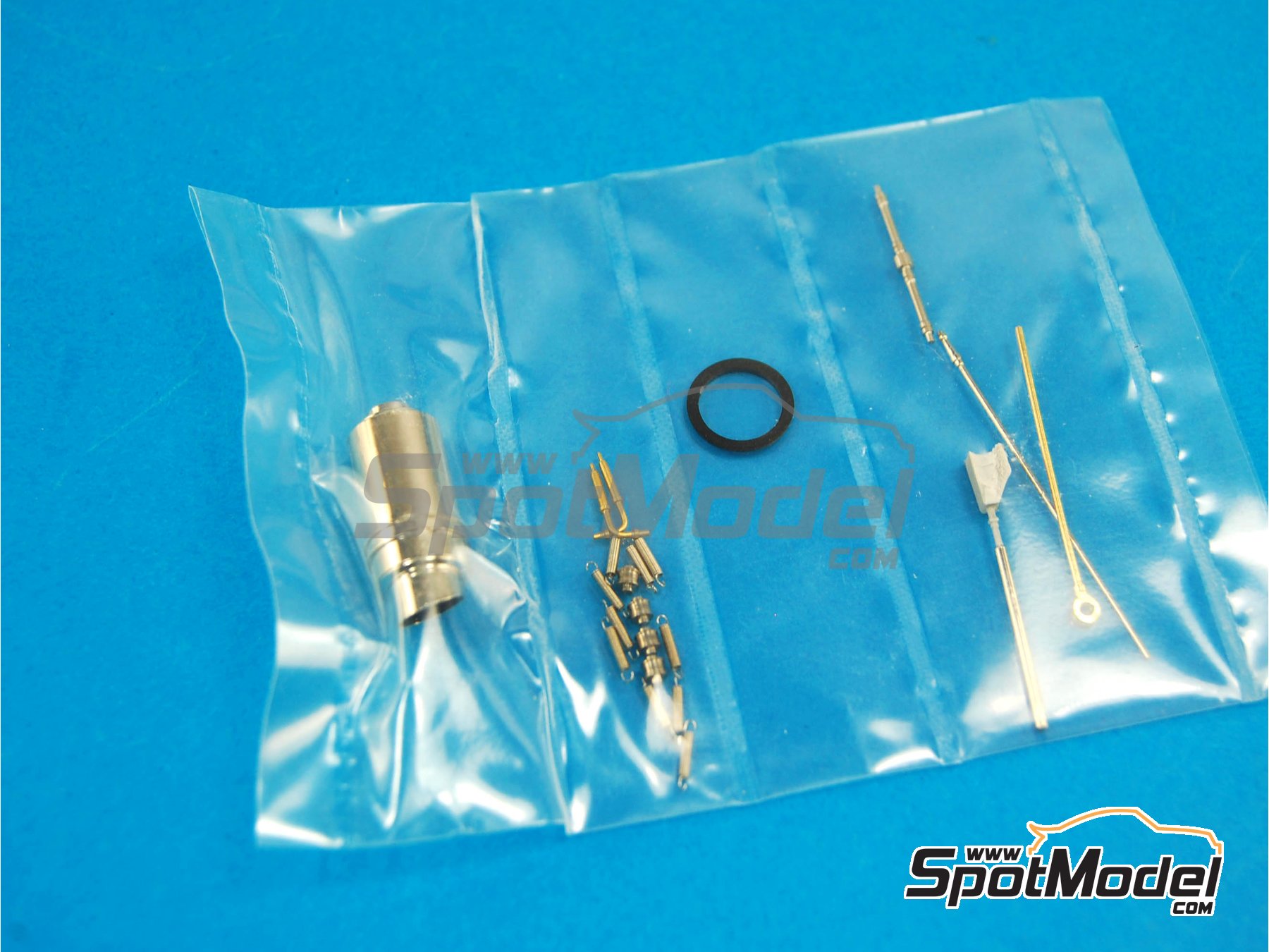 Image 21: Yamaha YZR-M1 - Motorcycle World Championship 2009 | Detail up set in 1/12 scale manufactured by Top Studio (ref.&nbsp;MD29012)