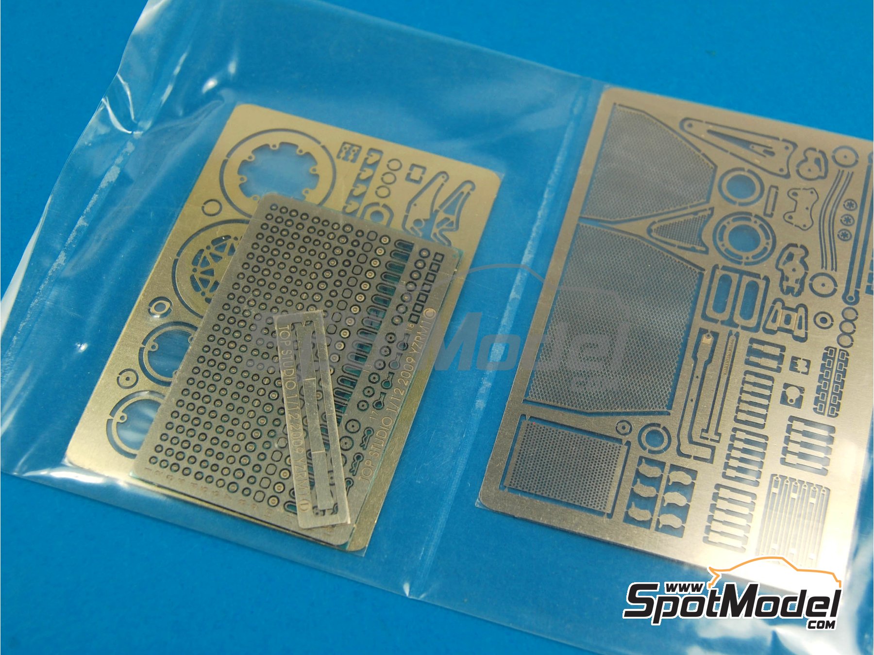 Image 24: Yamaha YZR-M1 - Motorcycle World Championship 2009 | Detail up set in 1/12 scale manufactured by Top Studio (ref.&nbsp;MD29012)