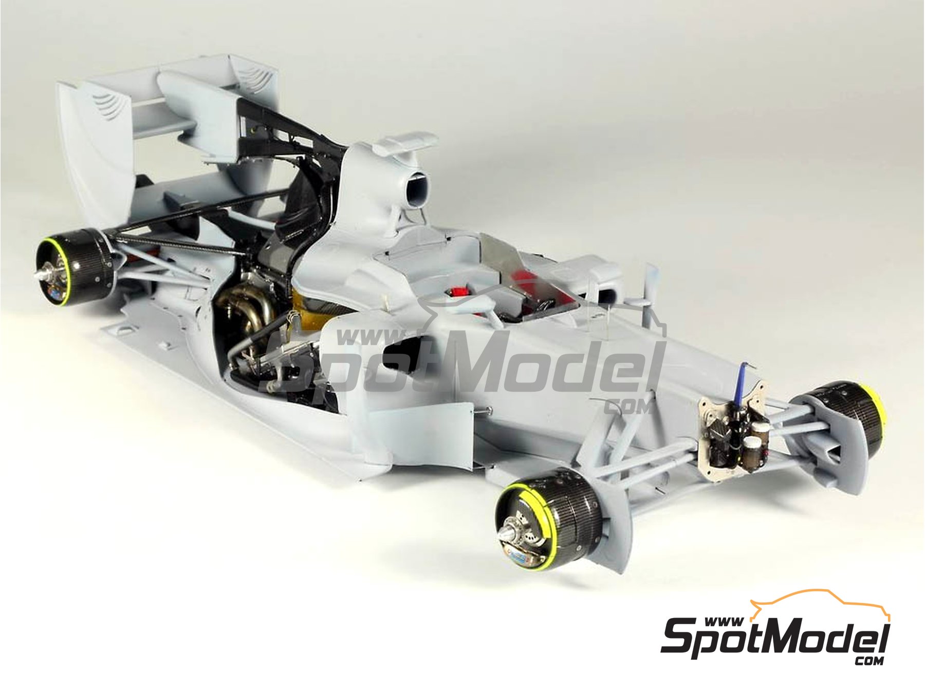 Image 21: RB Racing Renault RB6 - Campeonato del Mundo FIA de Formula 1 2010 | Set de mejora y detallado en escala 1/20 fabricado por Top Studio (ref. MD29014)
