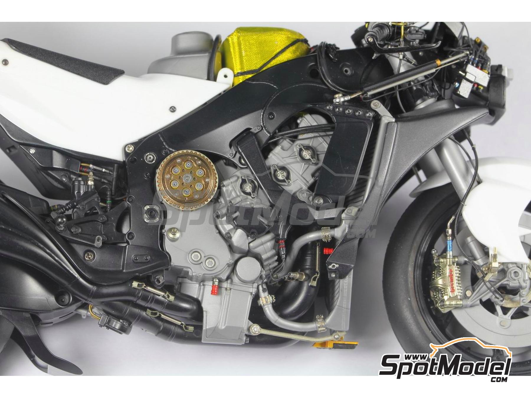 Image 8: Suzuki GSX-RR | Detail up set in 1/12 scale manufactured by Top Studio (ref.&nbsp;MD29019)