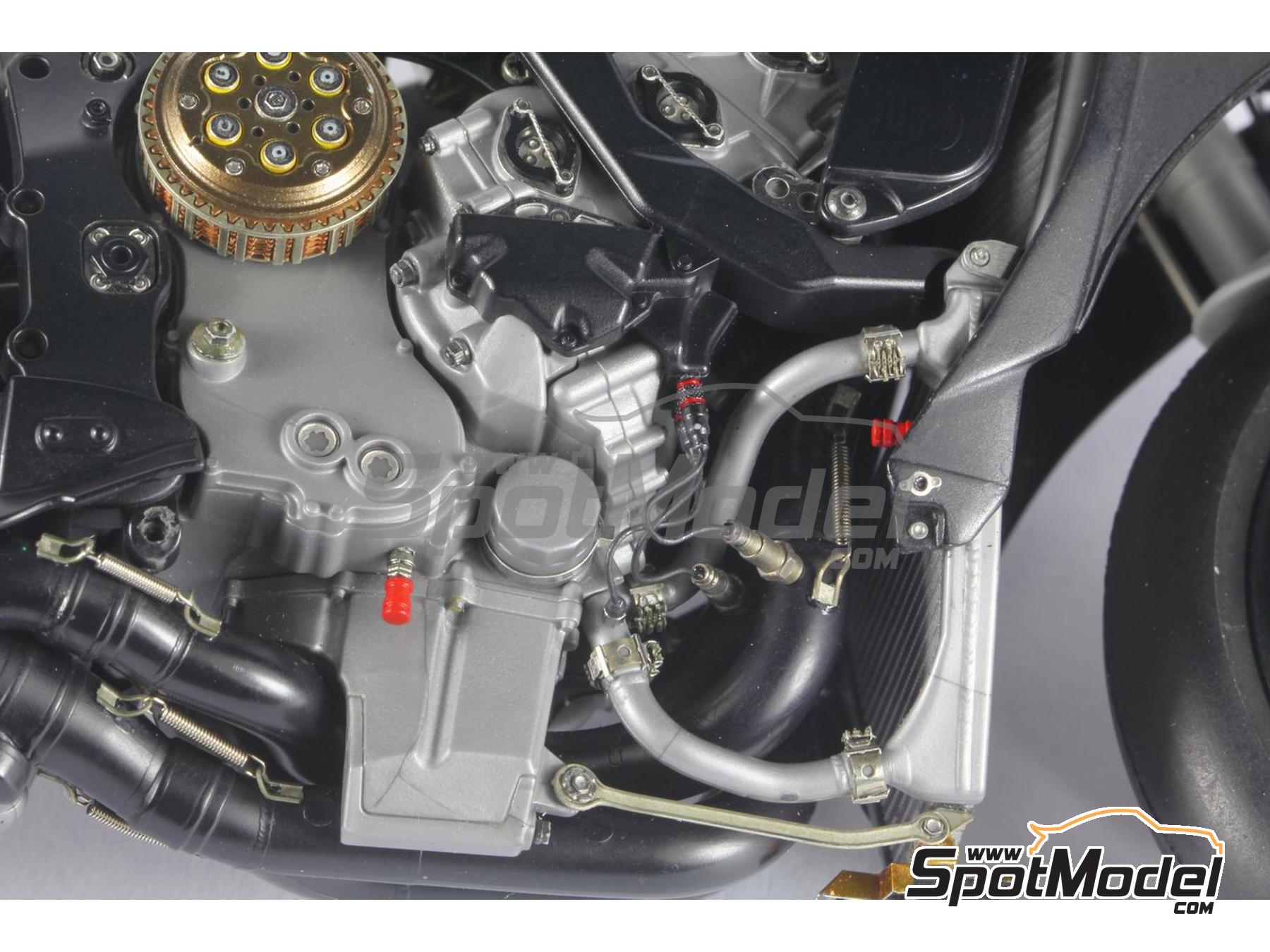 Image 10: Suzuki GSX-RR | Detail up set in 1/12 scale manufactured by Top Studio (ref.&nbsp;MD29019)