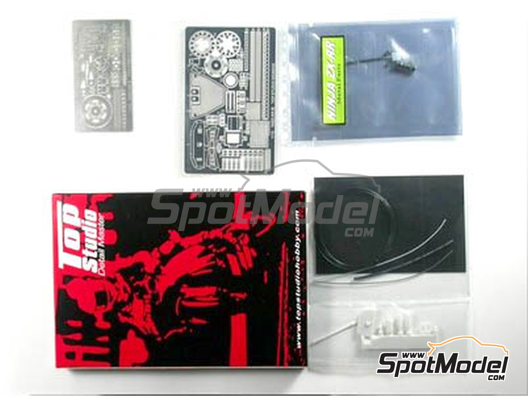 Image 10: Kawasaki Ninja ZX-RR -  2006 | Set de mejora y detallado en escala&nbsp;1/12 fabricado por Top Studio (ref.&nbsp;TD23016)