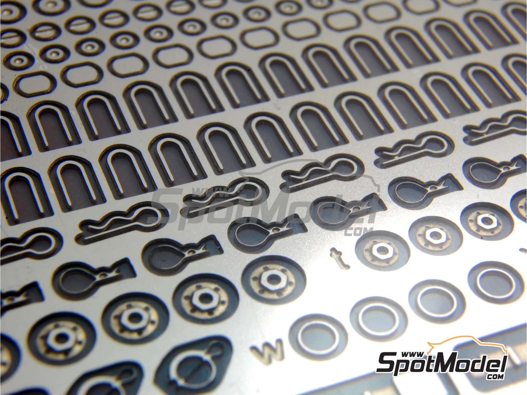 Image 12: Assorted details for MotoGP, cars, ... | Detail in 1/12 scale manufactured by Top Studio (ref. TD23027)