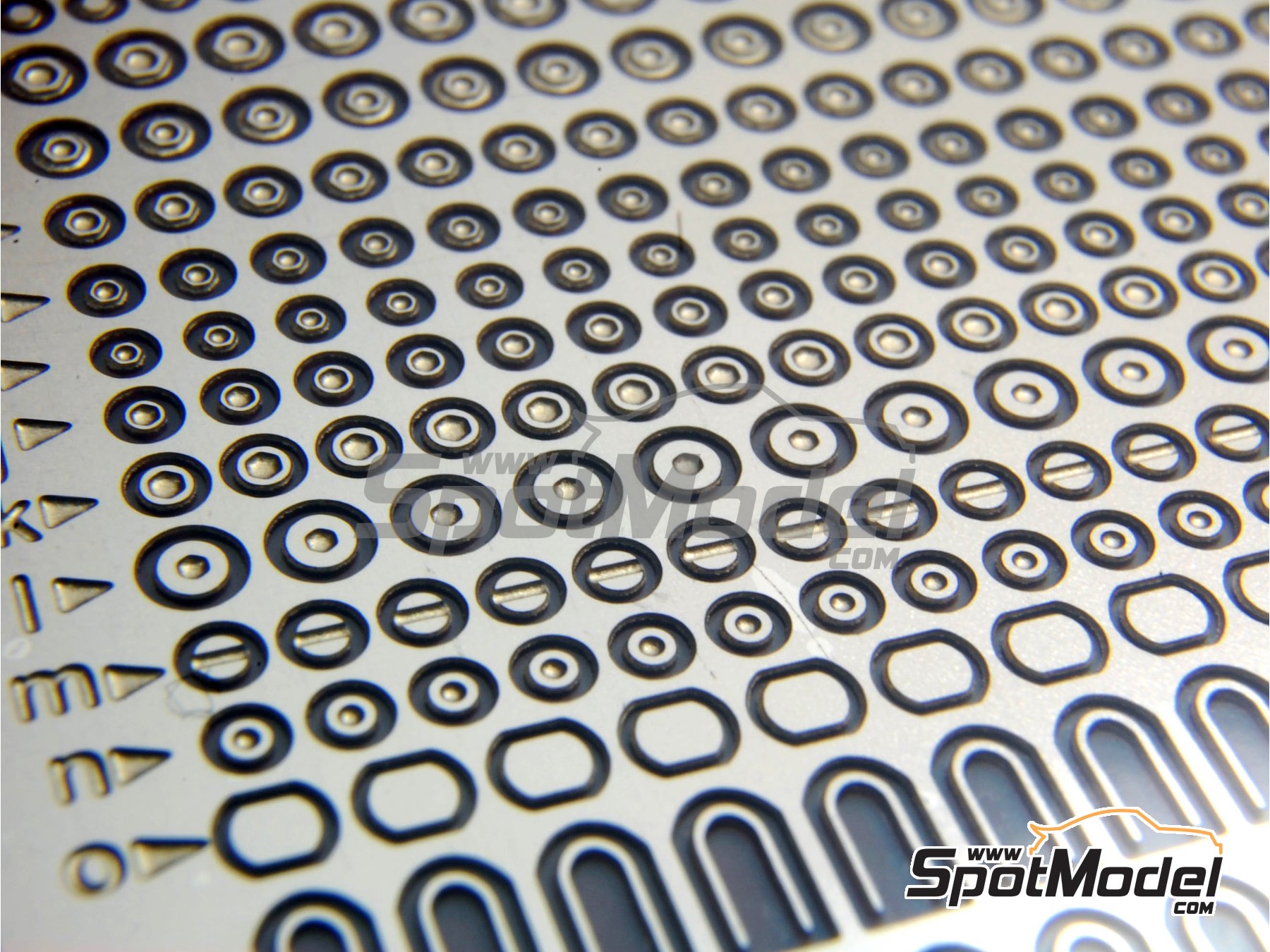 Image 13: Assorted details for MotoGP, cars, ... | Detail in 1/12 scale manufactured by Top Studio (ref. TD23027)