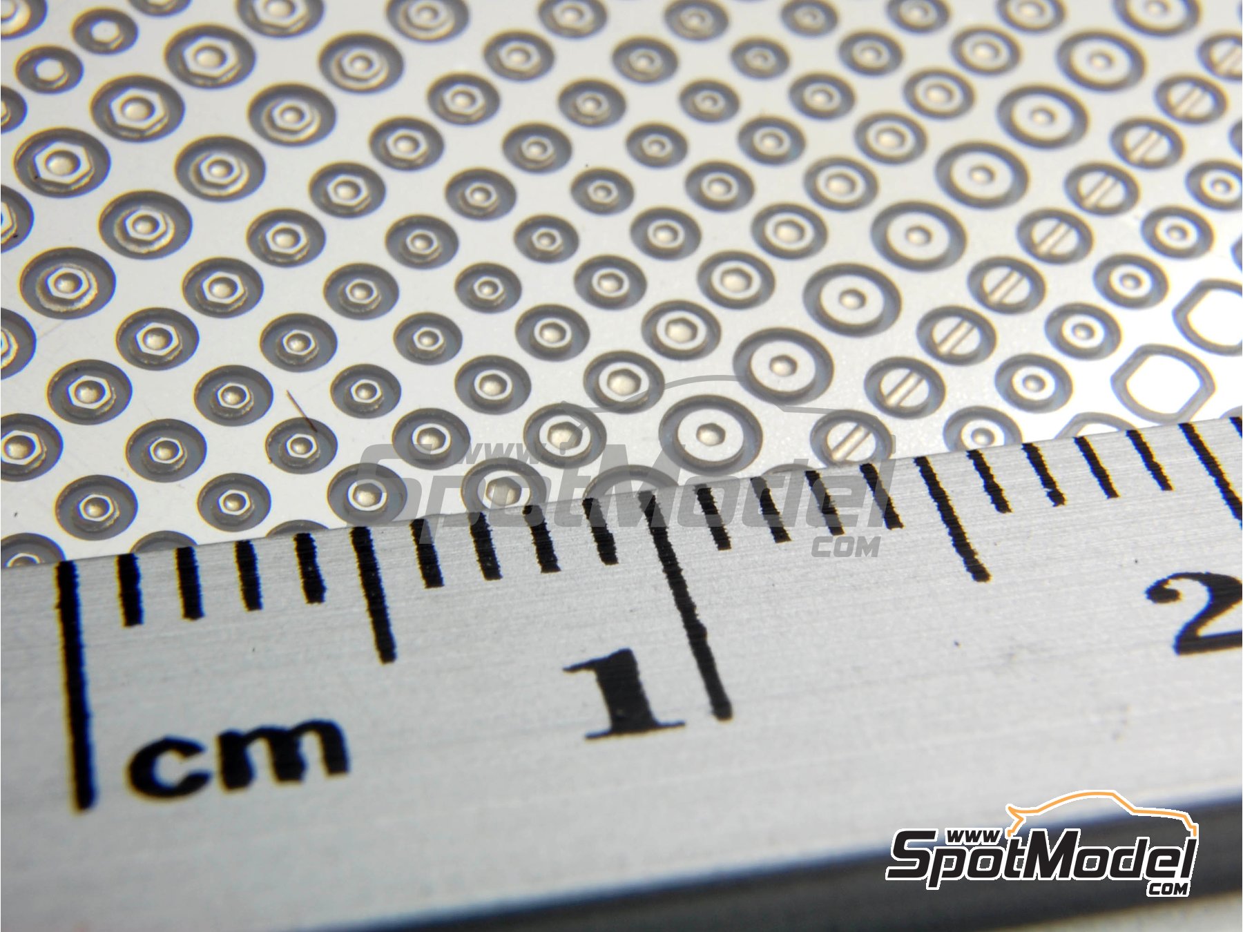 Image 17: Assorted details for MotoGP, cars, ... | Detail in 1/12 scale manufactured by Top Studio (ref. TD23027)