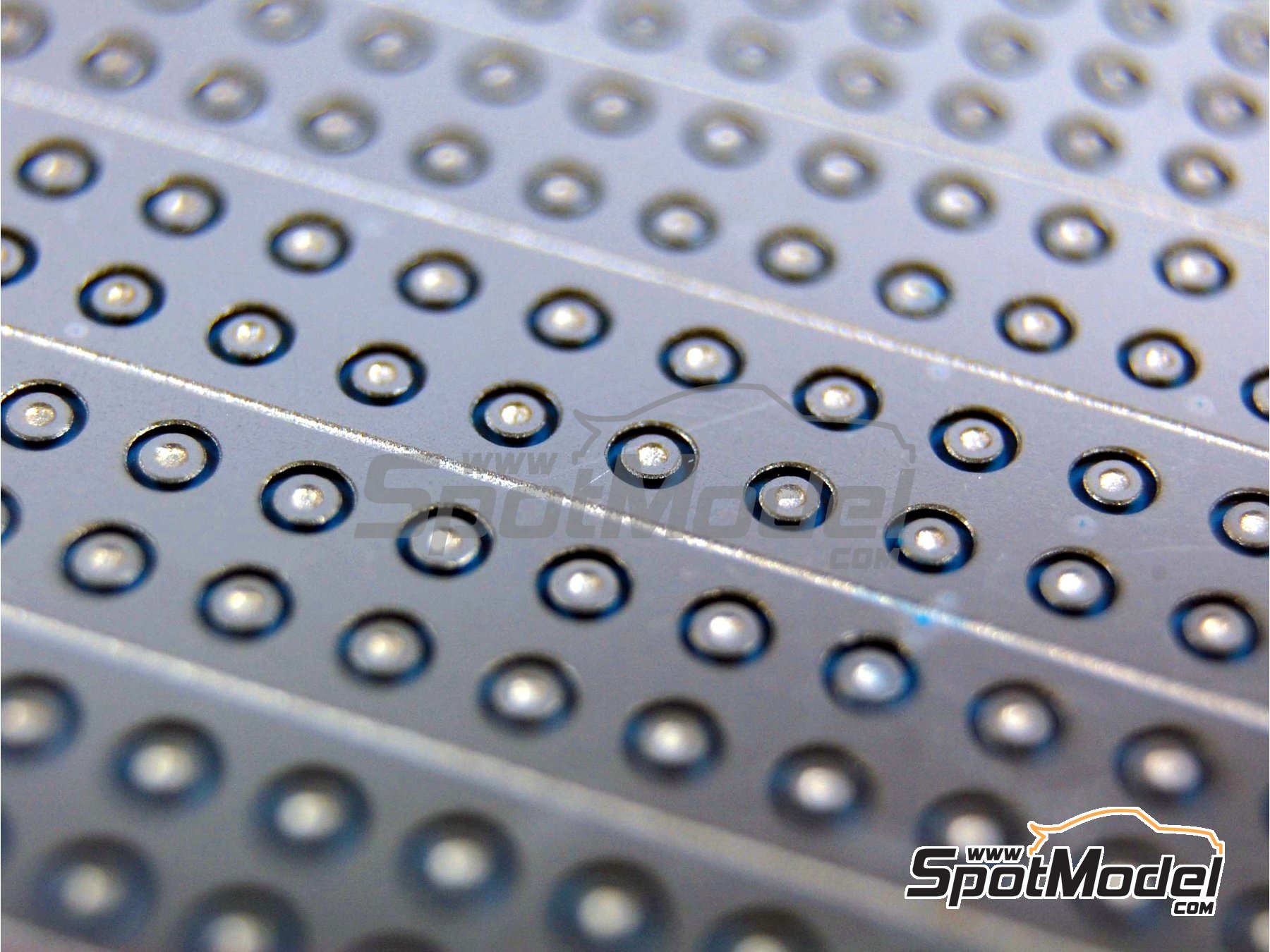 Image 4: Cabezas de remache de 0,6mm a 1,3mm | Tuercas fabricado por Top Studio (ref.&nbsp;TD23041)