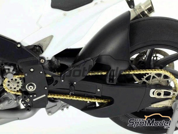 Image 3: Yamaha YZR-M1 -  2009 | Cadena en escala&nbsp;1/12 fabricado por Top Studio (ref.&nbsp;TD23067)