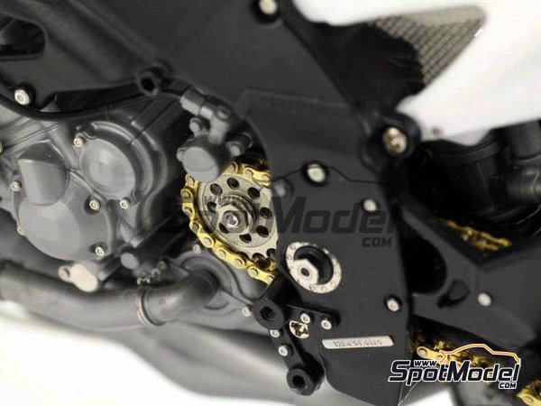 Image 4: Yamaha YZR-M1 -  2009 | Cadena en escala&nbsp;1/12 fabricado por Top Studio (ref.&nbsp;TD23067)