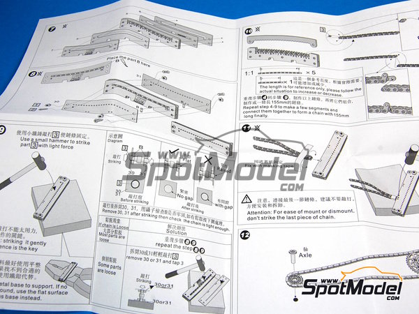 Image 6: Yamaha YZR-M1 -  2009 | Cadena en escala&nbsp;1/12 fabricado por Top Studio (ref.&nbsp;TD23067)