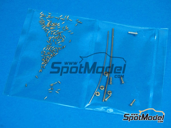 Image 7: Yamaha YZR-M1 -  2009 | Cadena en escala&nbsp;1/12 fabricado por Top Studio (ref.&nbsp;TD23067)