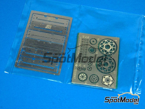 Image 10: Yamaha YZR-M1 -  2009 | Cadena en escala&nbsp;1/12 fabricado por Top Studio (ref.&nbsp;TD23067)