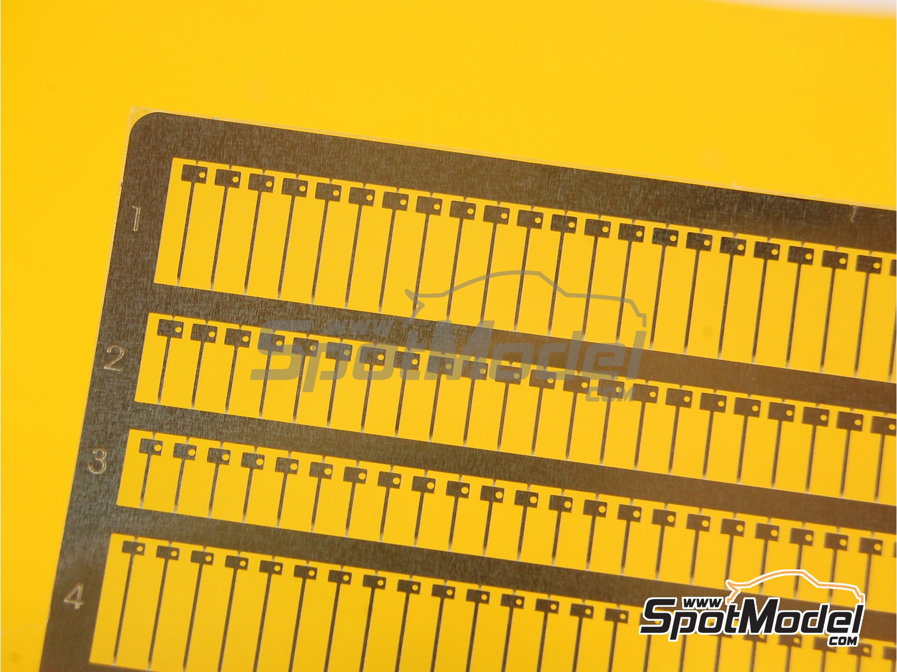 Image 3: Wire Band Set | Clamps in 1/12 scale manufactured by Top Studio (ref.&nbsp;TD23075)