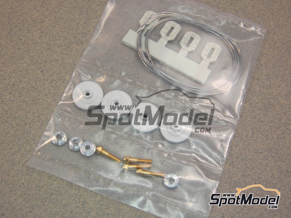 Image 9: Discos de freno para McLaren MP4/5B o MP4/5 | Detalle en escala&nbsp;1/20 fabricado por Top Studio (ref.&nbsp;TD23084)