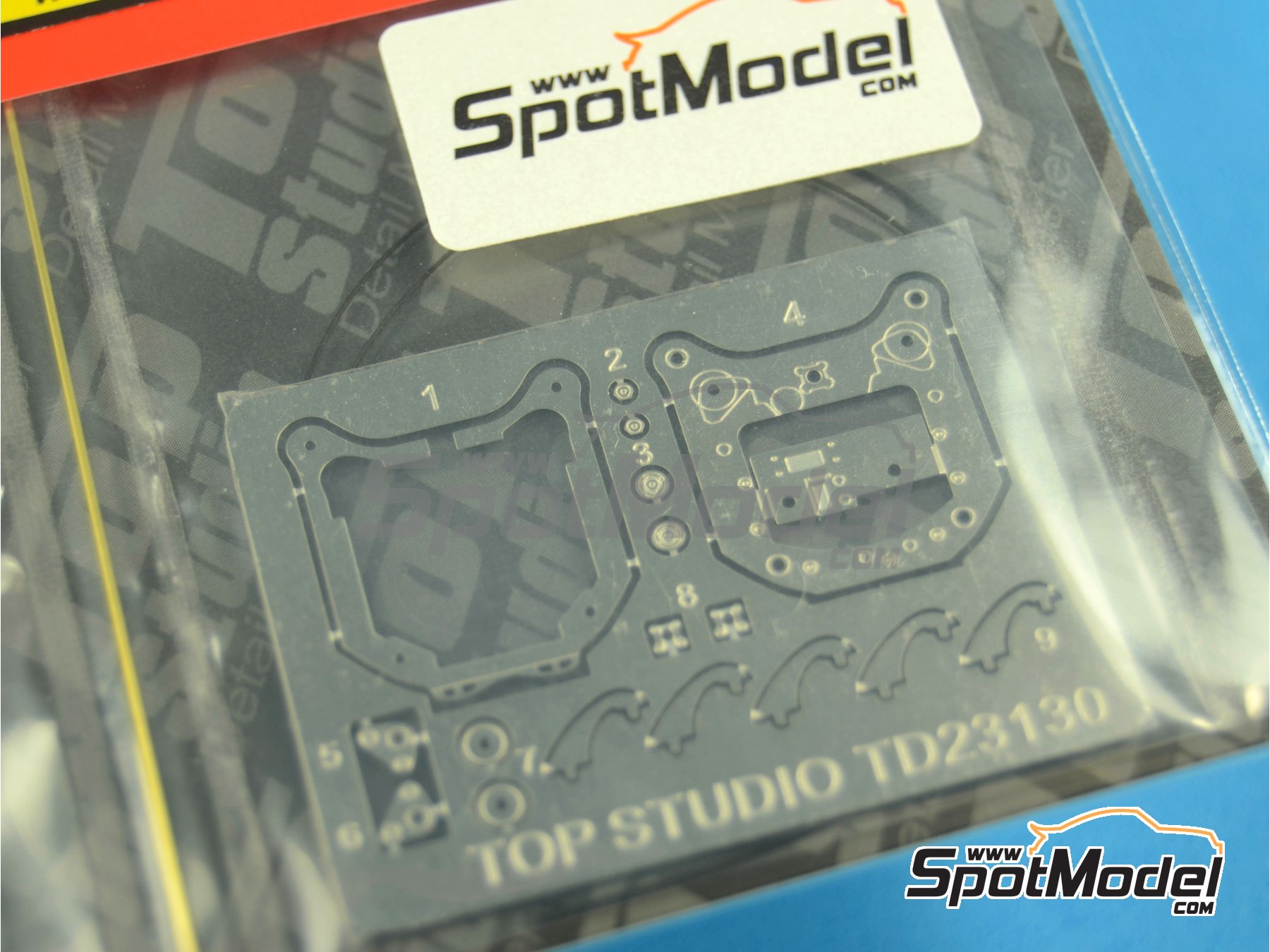 Image 4: RB Racing Renault RB6 subchasis frontal | Set de mejora y detallado en escala&nbsp;1/20 fabricado por Top Studio (ref.&nbsp;TD23130)