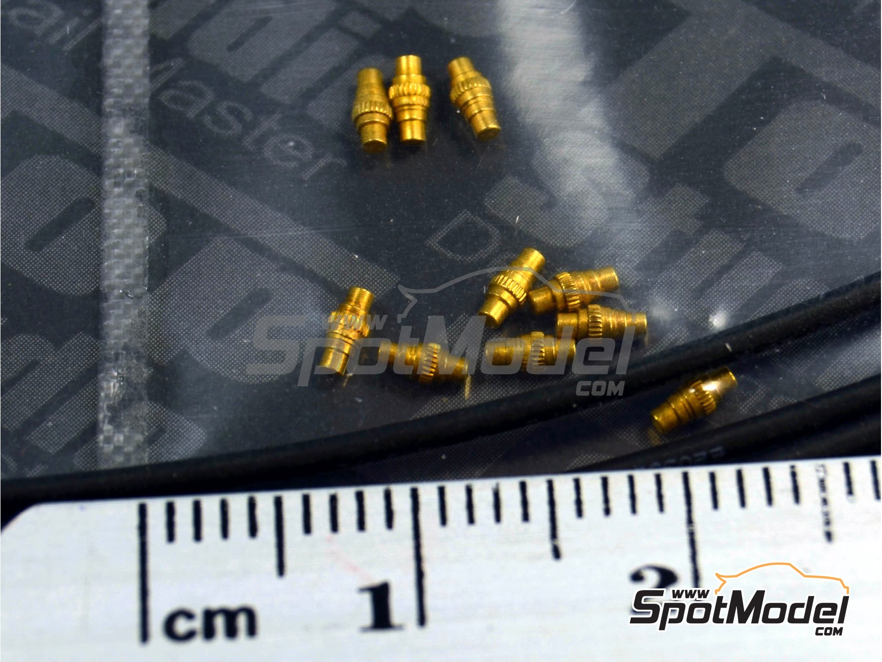 Image 2: Conectores el&eacute;ctricos | Detalle en escala&nbsp;1/20 fabricado por Top Studio (ref.&nbsp;TD23134)