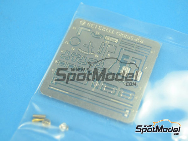 Image 12: McLaren MP4/5B Cockpit | Cockpit set in 1/20 scale manufactured by Top Studio (ref. TD23139)