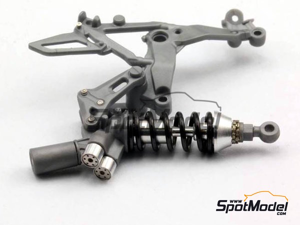 Image 2: Ducati 1199 Panigale S | Set de mejora y detallado en escala&nbsp;1/12 fabricado por Top Studio (ref.&nbsp;TD23141)