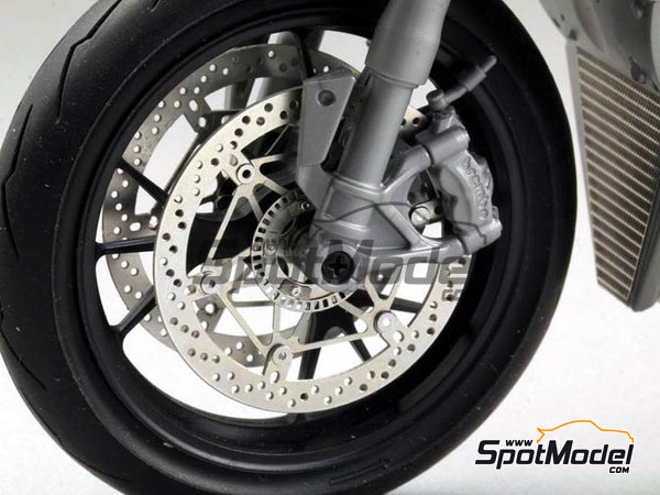 Image 6: Ducati 1199 Panigale S | Set de mejora y detallado en escala&nbsp;1/12 fabricado por Top Studio (ref.&nbsp;TD23141)