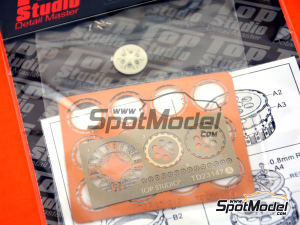 Image 2: Honda NSR500 -  1992, 1993, 1994, 1995, 1996, 1997, 1998, 1999, 2000, 2001 and 2002 | Clutch in 1/12 scale manufactured by Top Studio (ref.&nbsp;TD23147)