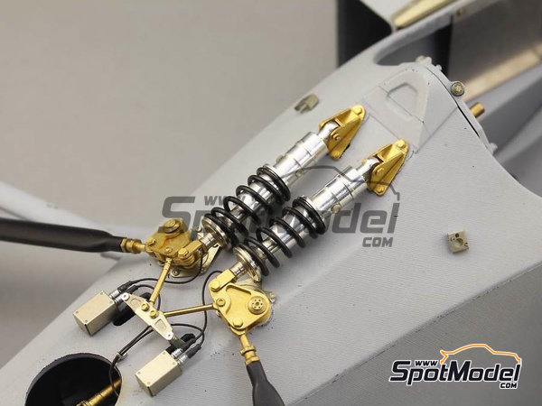 Image 2: McLaren Honda MP4/6 | Set de mejora y detallado en escala&nbsp;1/12 fabricado por Top Studio (ref.&nbsp;TD23164)