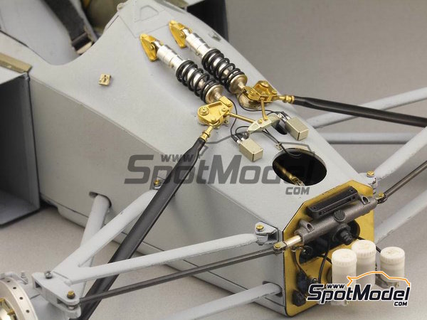 Image 4: McLaren Honda MP4/6 | Set de mejora y detallado en escala&nbsp;1/12 fabricado por Top Studio (ref.&nbsp;TD23164)