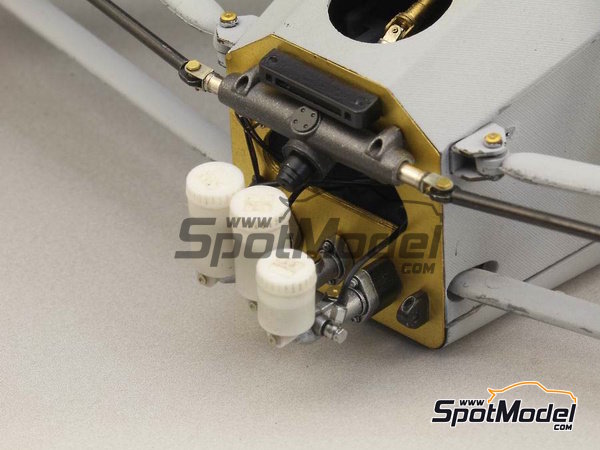 Image 6: McLaren Honda MP4/6 | Set de mejora y detallado en escala&nbsp;1/12 fabricado por Top Studio (ref.&nbsp;TD23164)