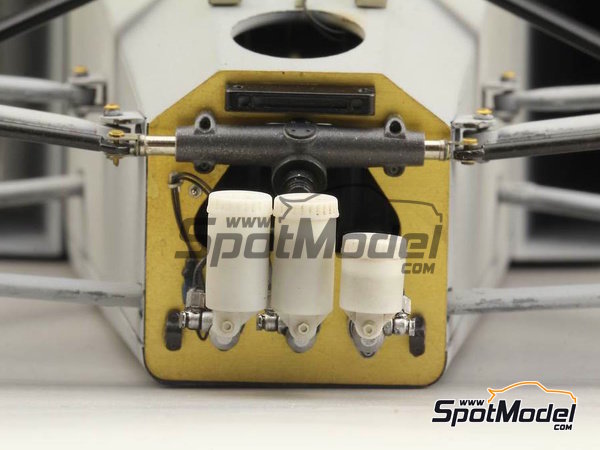 Image 8: McLaren Honda MP4/6 | Set de mejora y detallado en escala&nbsp;1/12 fabricado por Top Studio (ref.&nbsp;TD23164)