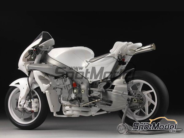 Image 1: Honda RC213V -  2014 | Set de mejora y detallado en escala&nbsp;1/12 fabricado por Top Studio (ref.&nbsp;TD23175)