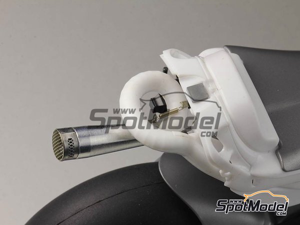 Image 8: Honda RC213V -  2014 | Set de mejora y detallado en escala&nbsp;1/12 fabricado por Top Studio (ref.&nbsp;TD23175)