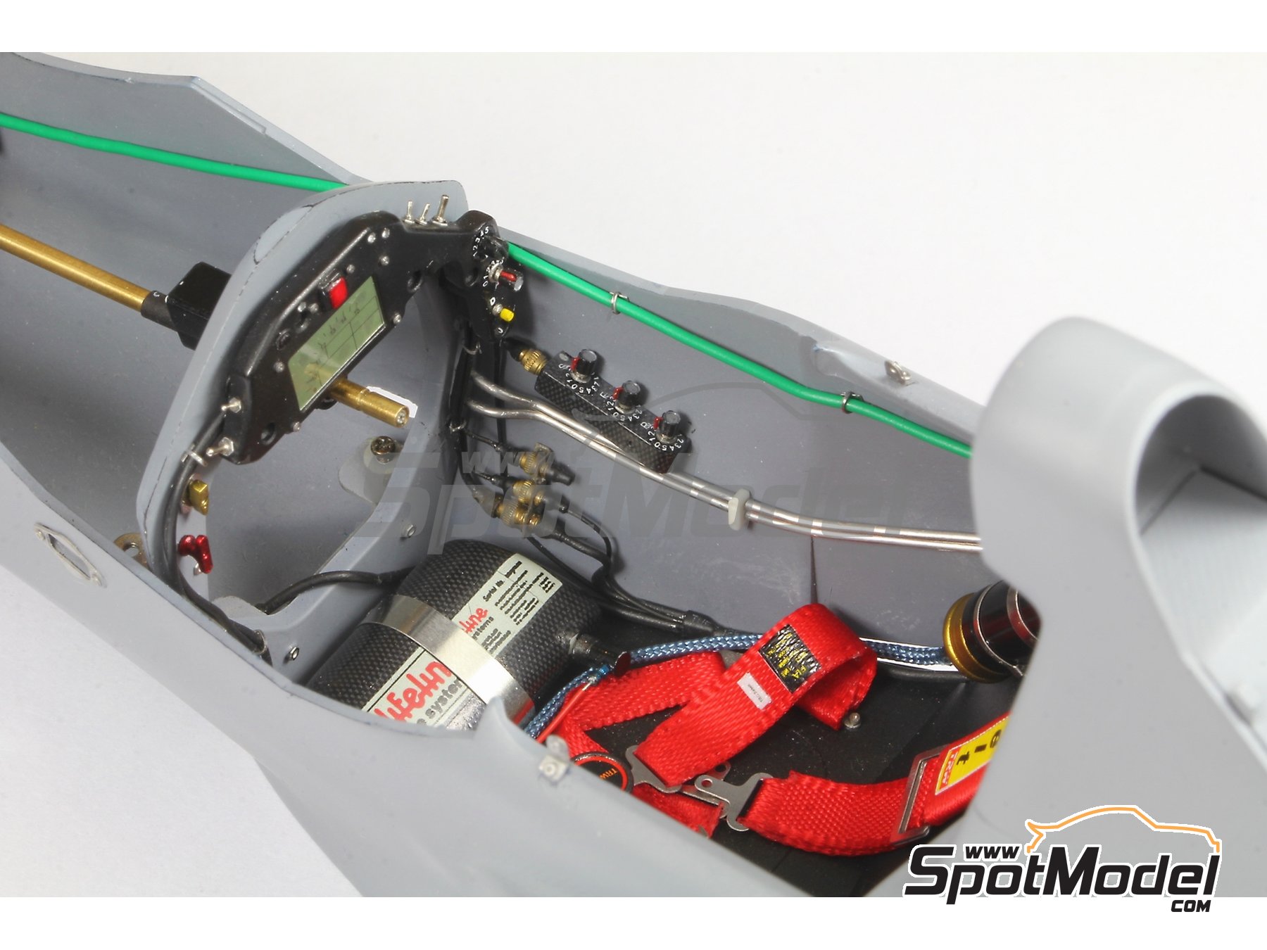 Image 10: Williams Renault FW14B | Set de mejora y detallado en escala 1/12 fabricado por Top Studio (ref. TD23226)
