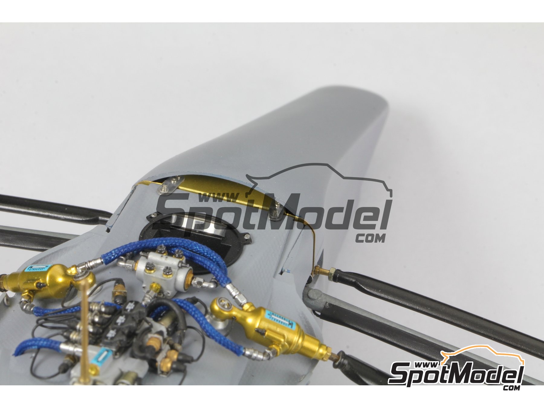 Image 8: Williams Renault FW14B | Set de mejora y detallado en escala 1/12 fabricado por Top Studio (ref. TD23227)