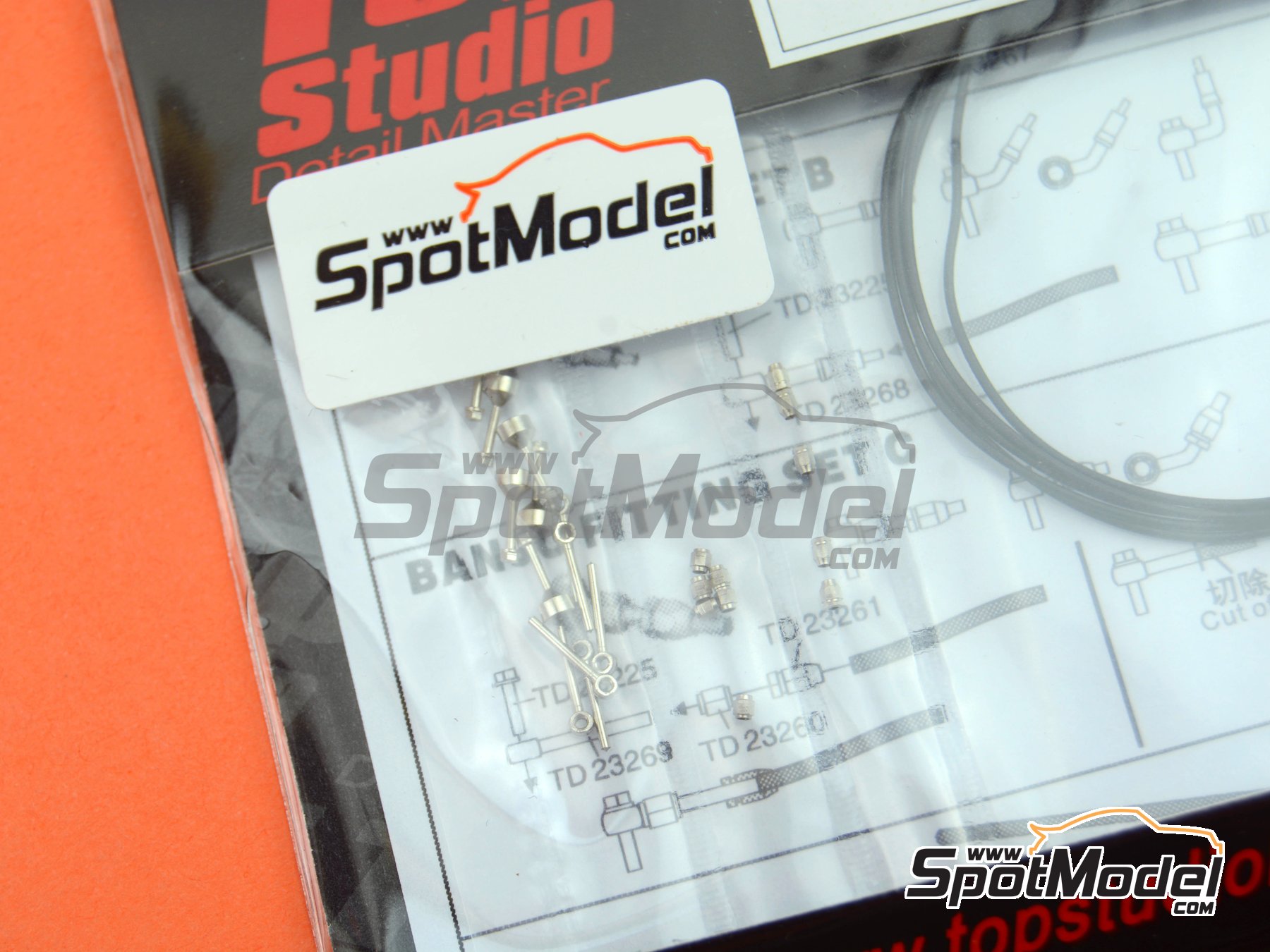 Image 5: Banjo fitting set | Detail in 1/12 scale manufactured by Top Studio (ref.&nbsp;TD23272)