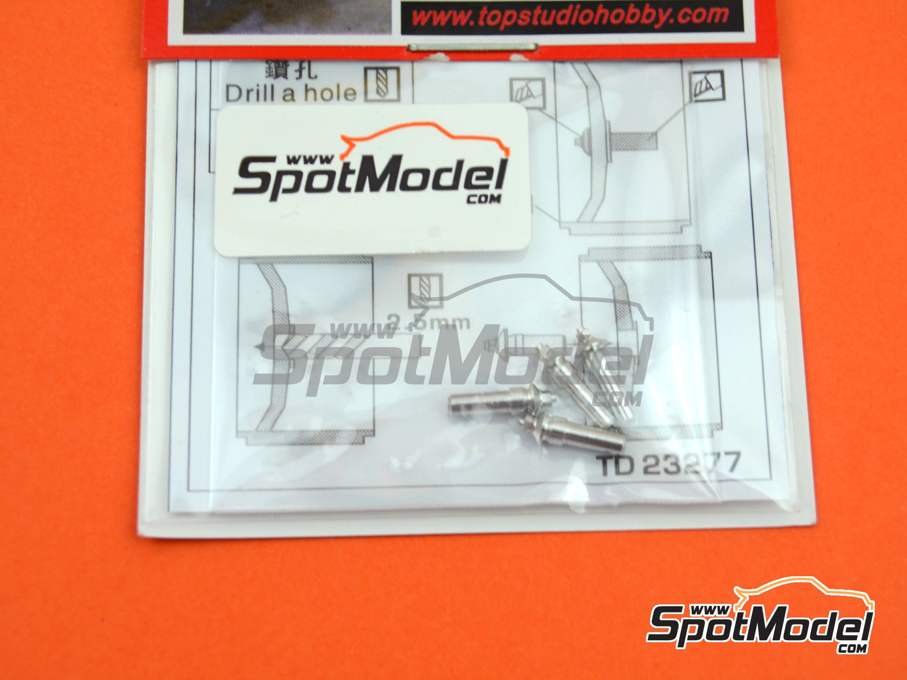 Image 6: Mercedes Sauber C9 Wheel Center Lock Nuts | Nuts in 1/24 scale manufactured by Top Studio (ref. TD23277)